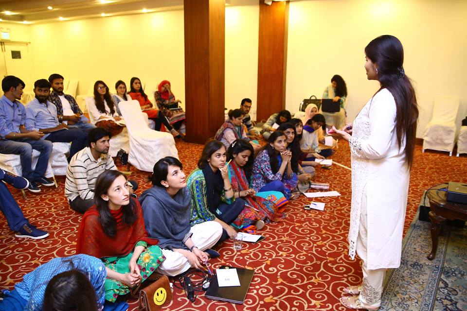 PYCofficial's tweet photo. Madam @FarheenNaveed During Session At Post Pakistan Youth Congress 2017. HillView Hotel Islamabad #IamPYC #7thPYC https://t.co/B2Z7svHLji