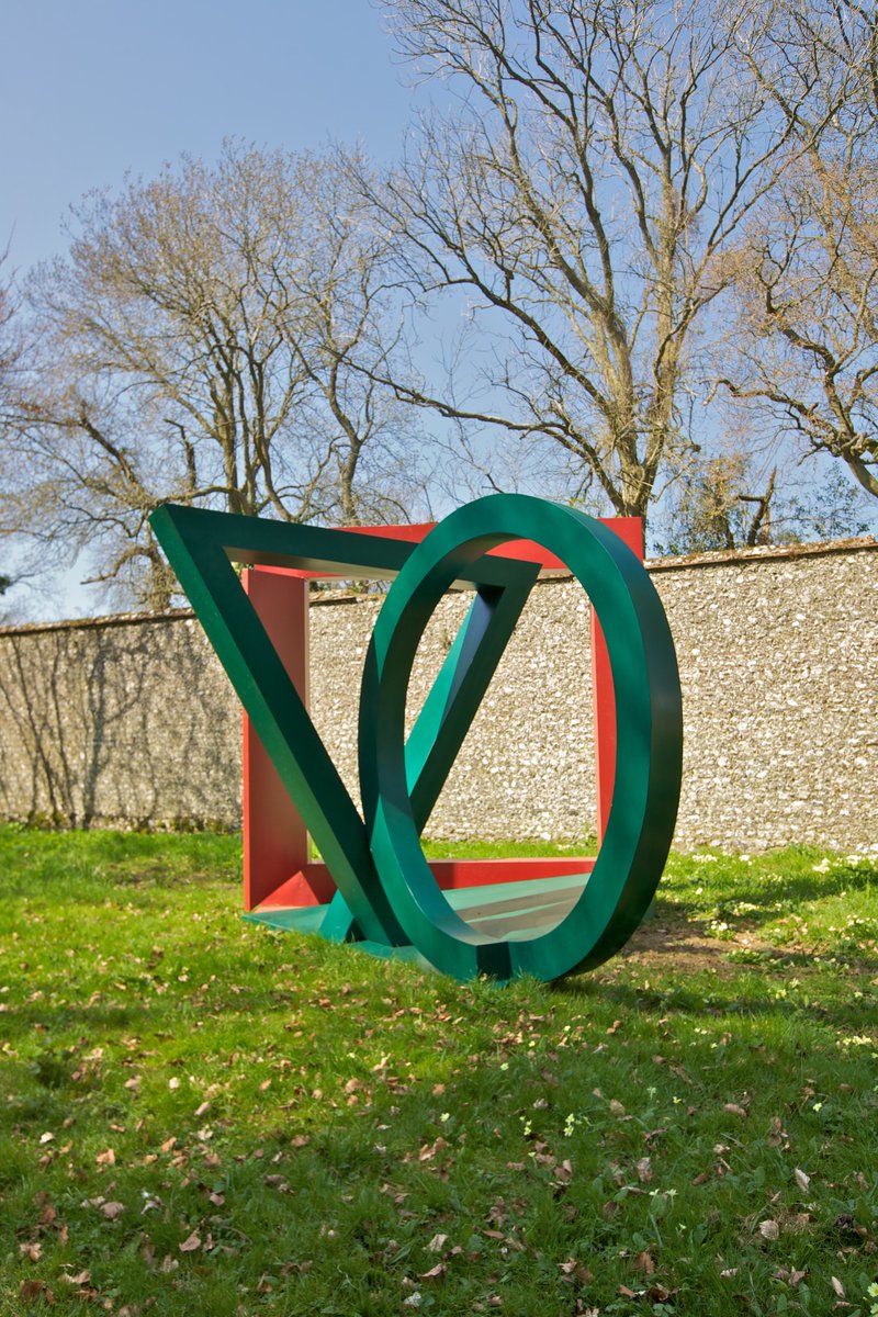 Cass_Sculpture's tweet photo. This week's featured #CuratorsChoice is 'Darwin' by Phillip King. #lookingbackatme #philipking #charlesdarwin #sculpture #contemporaryart https://t.co/RN08swRBPC