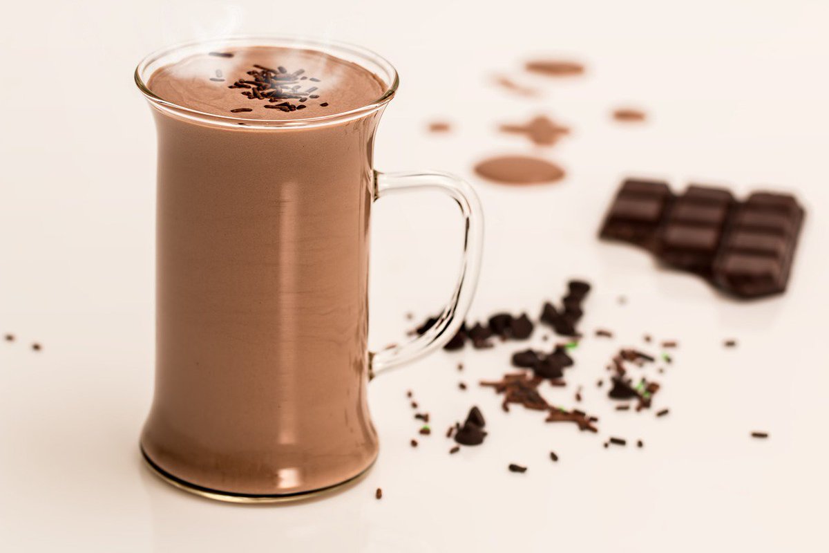 fqlovechocolate's tweet photo. Why chocolate is good for people? Here is the answer! https://t.co/sWBcqe1ZwR https://t.co/FeO5Emp9Rf
