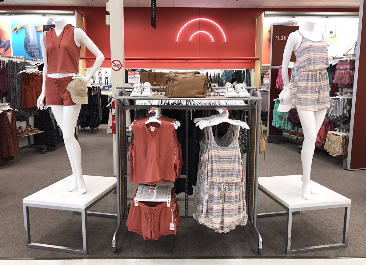 Comfy, casual, cool ... #mossimo #target #targetstyle #vmtl <a href="/lobailey1834/">Lauren Bailey</a> @PjeturSigurdson @jhowells81 @HutchTimothy.
