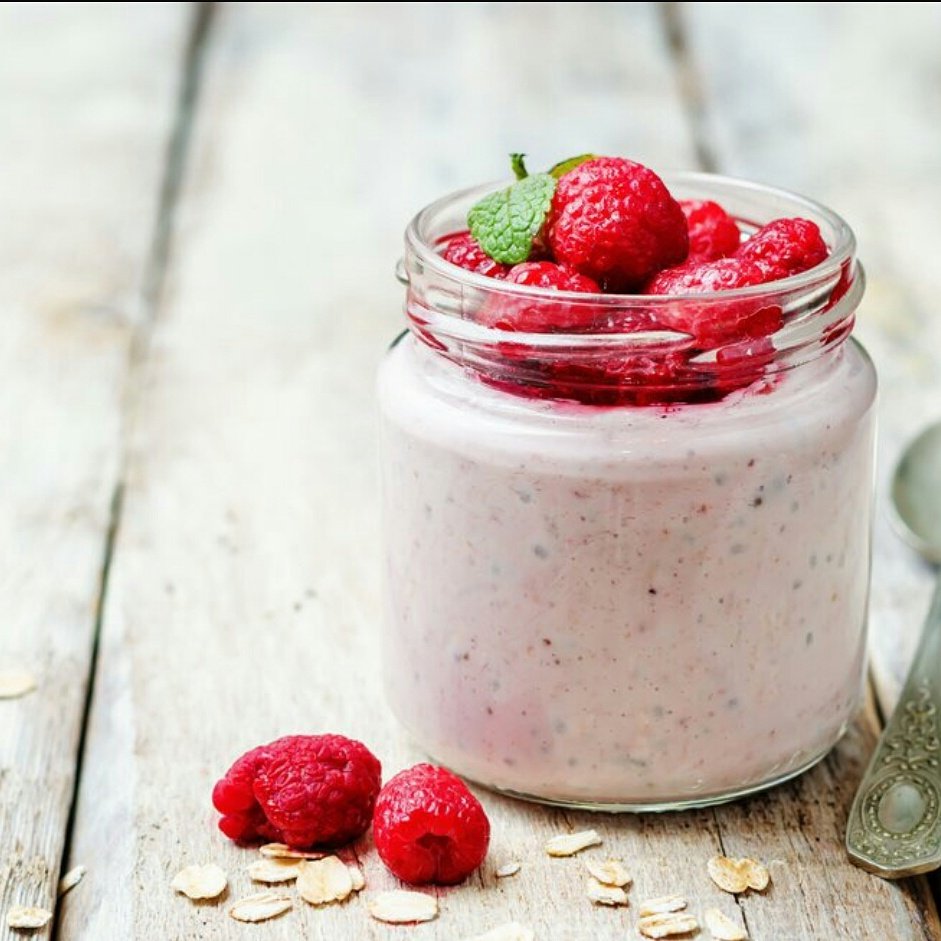 LandoHealthTips's tweet image. Chia Overnight Oats Recipe in Link

unic.io/cGPLZx
