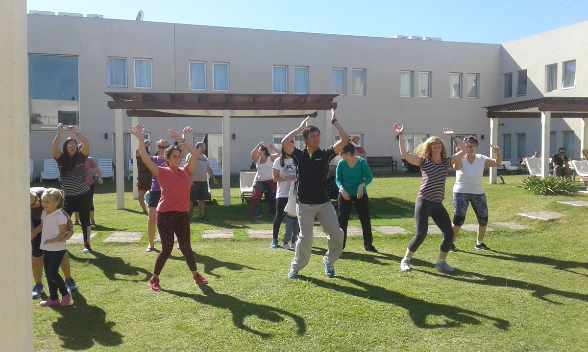 CWH_Conchillas's tweet photo. TurismoSeViveEnColoniaWestHotelAFull
HermosaMañanaDeZumba
#CwhOficial #AllInclusive2017 https://t.co/KGjuQJyNvf