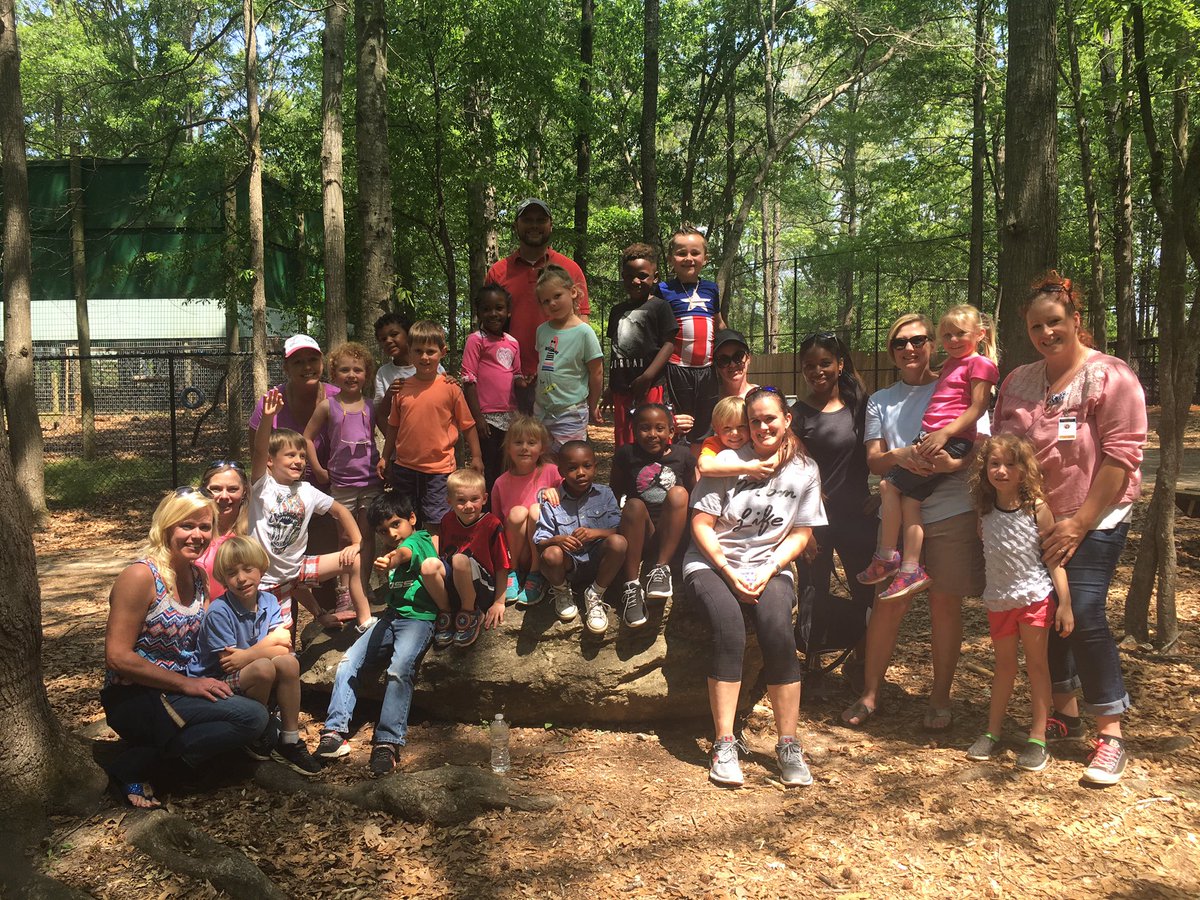TGSKindergarten's tweet photo. We had such a wonderful field trip to @NoahsArkClub.  Thanks to all the parents that joined us. https://t.co/JXcBdN3EQ9
