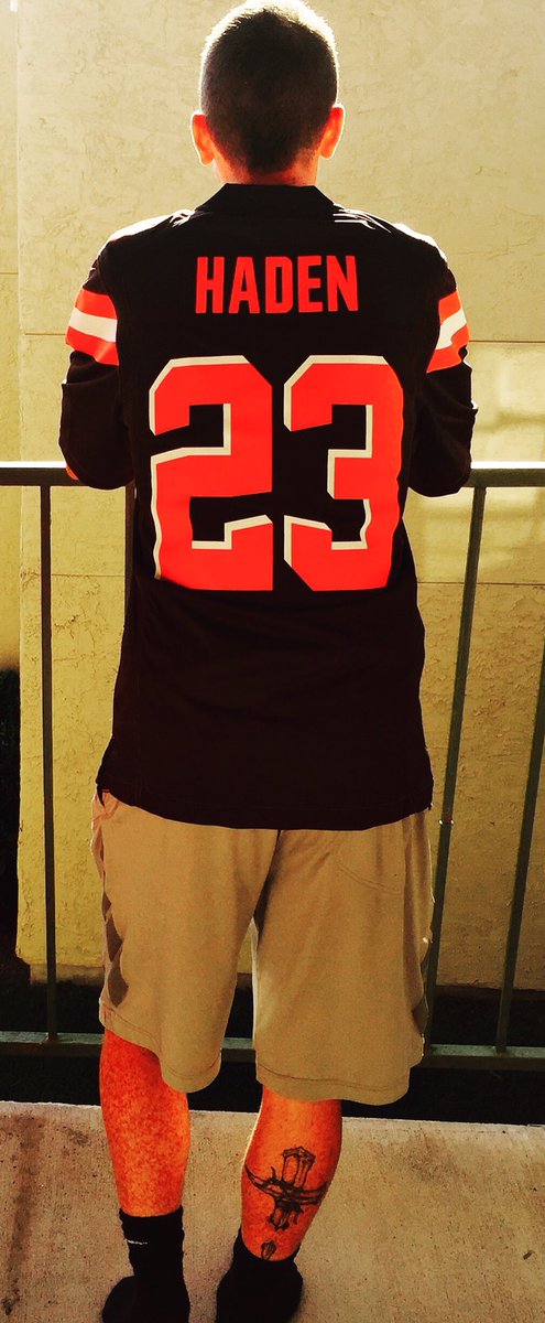 grantKG24's tweet photo. Happy Birthday to the best corner around! I would get you a pair of Js but you already have them all. Lol #DawgPound #HadenNation https://t.co/axhJWLpbj2