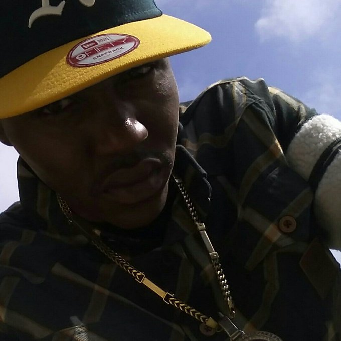 #NewProfilePic https://t.co/eiolkwadth<a href="/tag/newprofilepic"class="tags">#NewProfilePic</a>