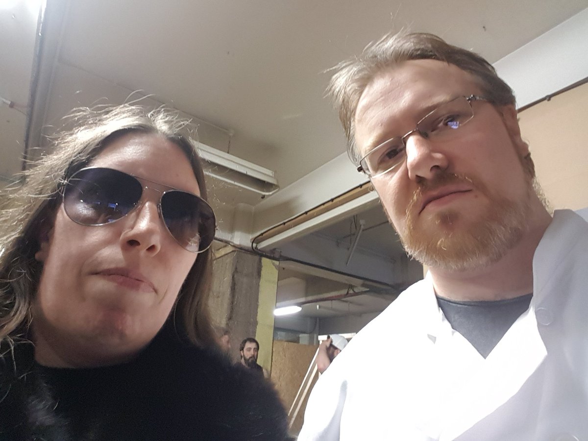 NeemaCC's tweet photo. Ran into @JamesFlay_LRP on the way into the house! https://t.co/pPga5H3Em4