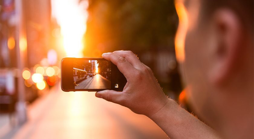 Adweek's tweet photo. 8 video and social marketing stats that got our attention this week: https://t.co/M0TYA17e5u https://t.co/V5TjJPLu1i
