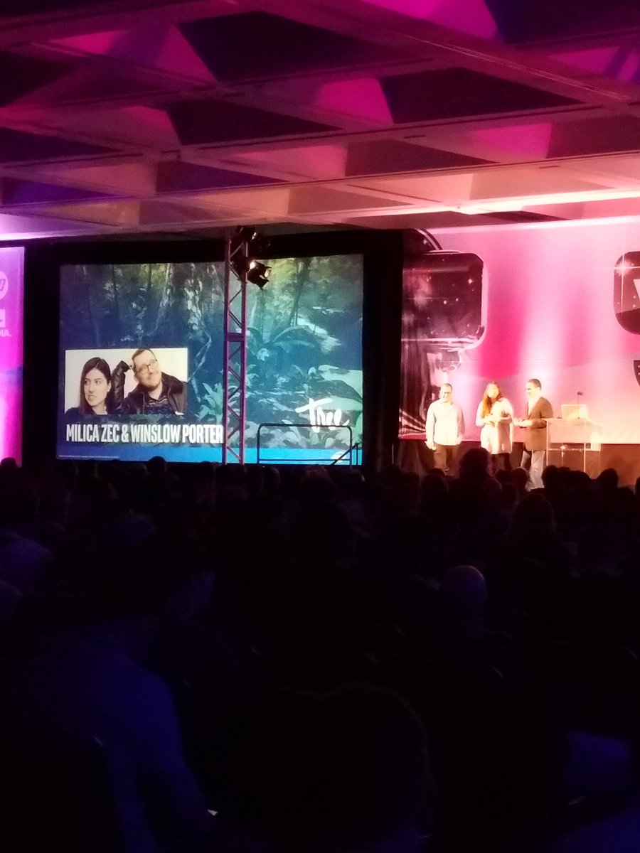 mdreamsvr's tweet photo. Nice to hear/see @winslow and @milicazec talk about Tree at #VRLA2017 Great seeing how your work has evolved since Giant at @SIFFX2016 https://t.co/OgpNWDD7G1