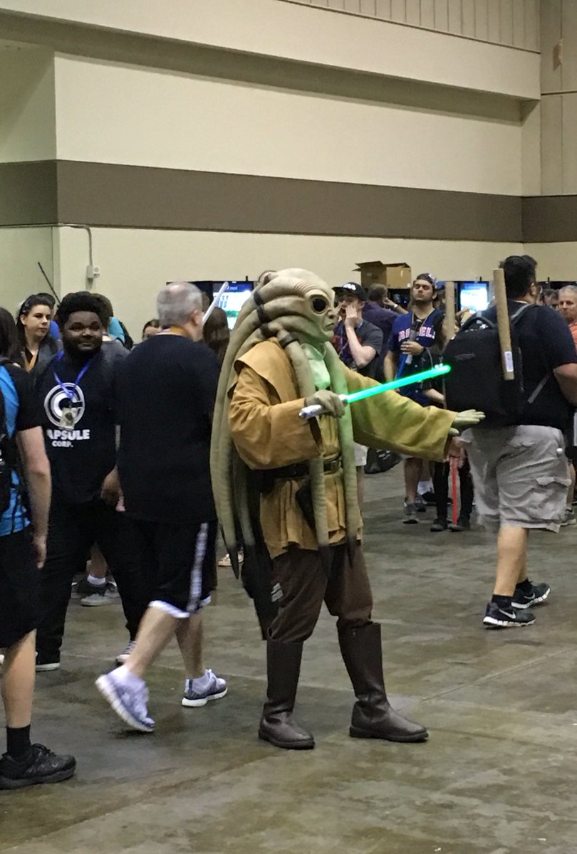 StormyWx's tweet photo. Kit Fisto!? He never comes out! #HyperspaceHoopla #SWCO https://t.co/u7jpLV2WH7