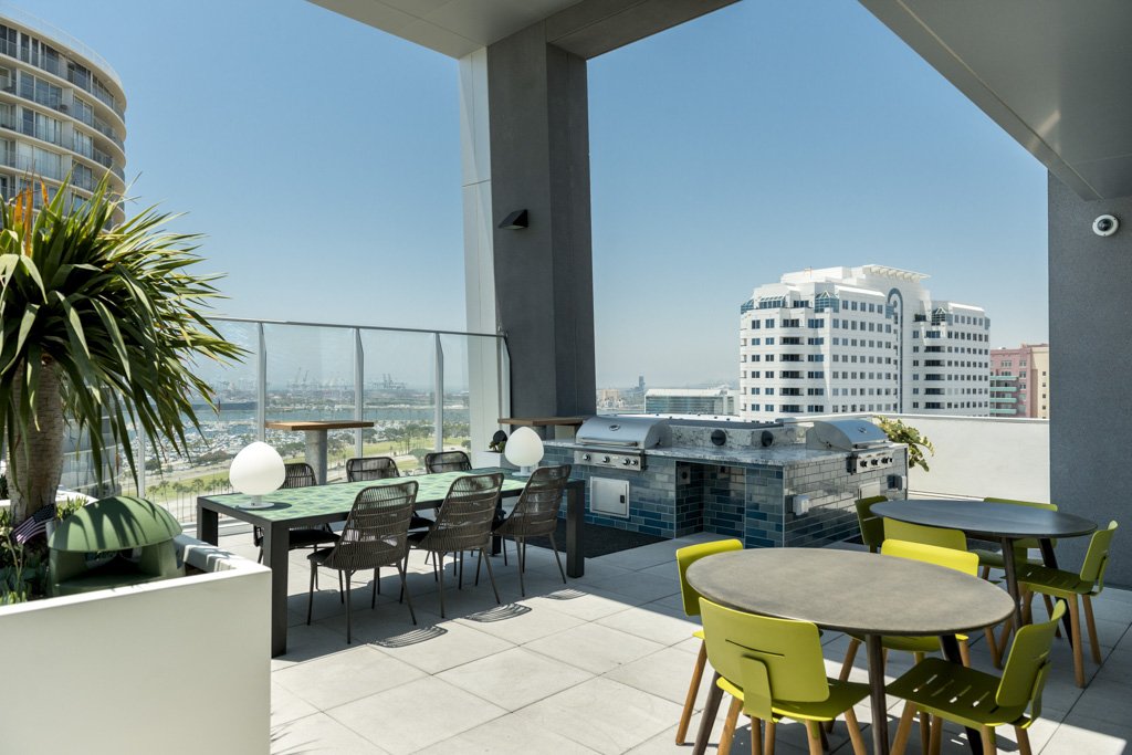 TheCurrentLB's tweet image. Our luxurious outdoor amenities take your #weekend plans to new heights! @AllianceLiving @arielfoxdesign @BARArchitects @DLBA
@LedcorGroup