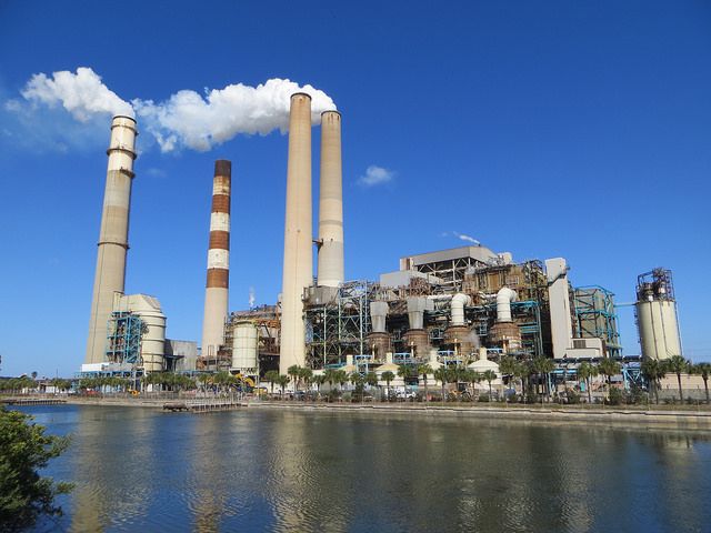 ASUGovDocs's tweet image. New Berkeley Lab Project Turns Waste Heat to #Electricity @BerkeleyLab #energy buff.ly/2peTBWg