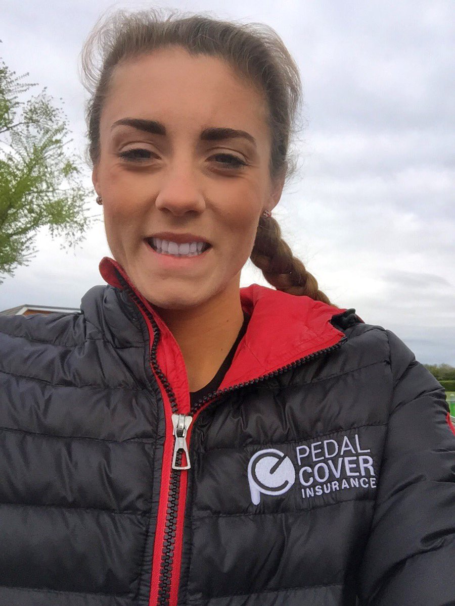 LucyAnneCharles's tweet photo. Love seeing the results coming through from training hard! 12mins PB today to take the win @welwynwheelers 50km TT! 🚴🏼‍♀️#GoodFriday https://t.co/TV6qof7gdI