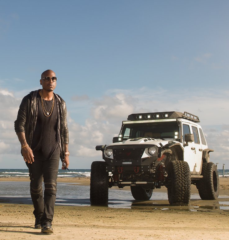 TowbinAuto's tweet photo. The @FastLive movie is out today with our good friend @Tyrese, and we can’t wait to check out the @HighbornMS ‘Rebel’ Jeep on the big screen https://t.co/3jnbB8uNQZ