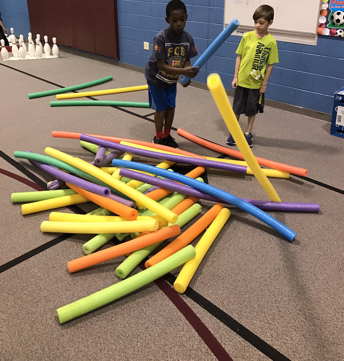LizConry's tweet photo. Pick Up Sticks PE style! #HeritageExplorers #oldschoolmeetsnewschool https://t.co/jIytQRUWhj
