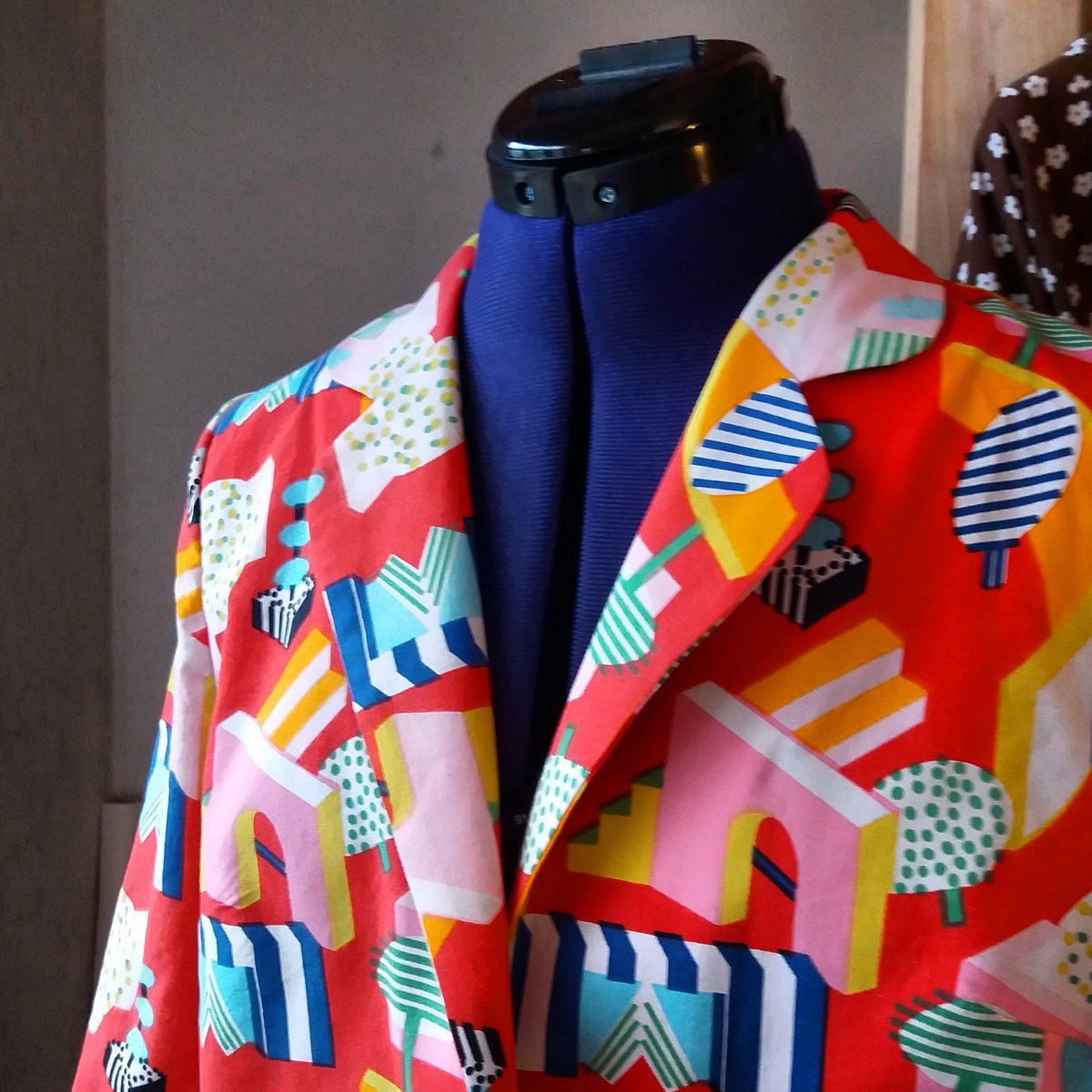 HoppuDesign's tweet photo. A different kind of #hopppudesign, boxy blazers. #ethicalfashion #slowfashion https://t.co/vtxzz65E1q
