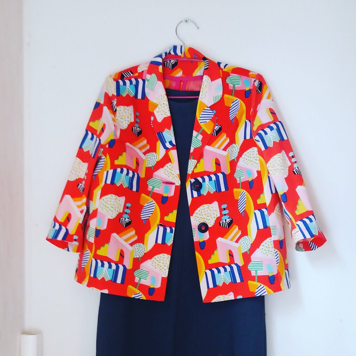 HoppuDesign's tweet photo. A different kind of #hopppudesign, boxy blazers. #ethicalfashion #slowfashion https://t.co/vtxzz65E1q