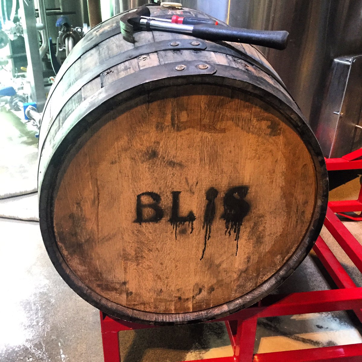 CellarmakerBeer's tweet image. Aaaaaand, these are getting filled today....
#bourbonbarrelmaplesyrup
#imperialstout
@eviltwinbrewing