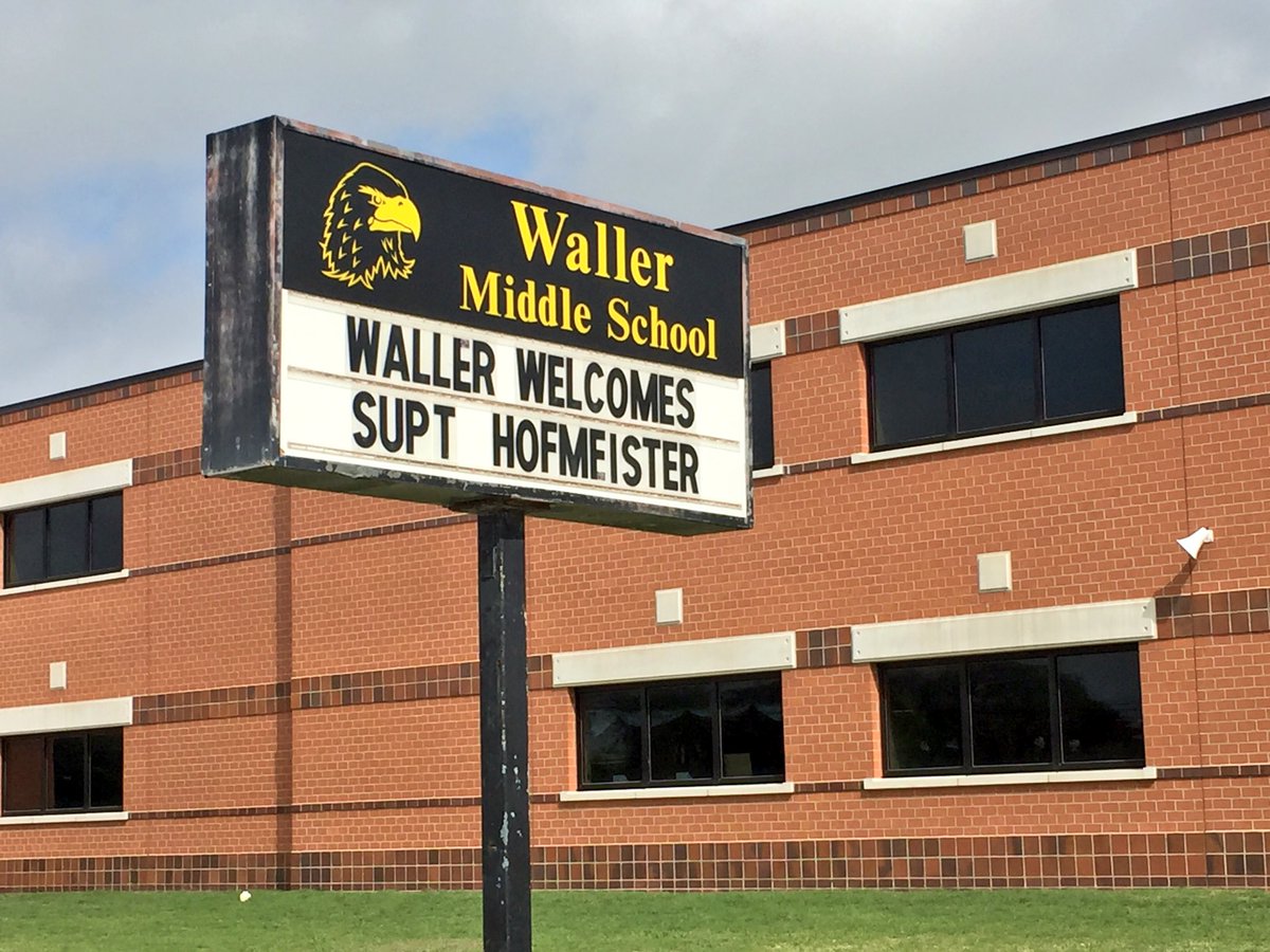 joy4ok's tweet photo. Still talking about the great people at Waller Middle School. 💛Inspiring leadership. Incredible students. @EnidSchools @WeAreWaller #oklaed https://t.co/RQlKtHDEc6