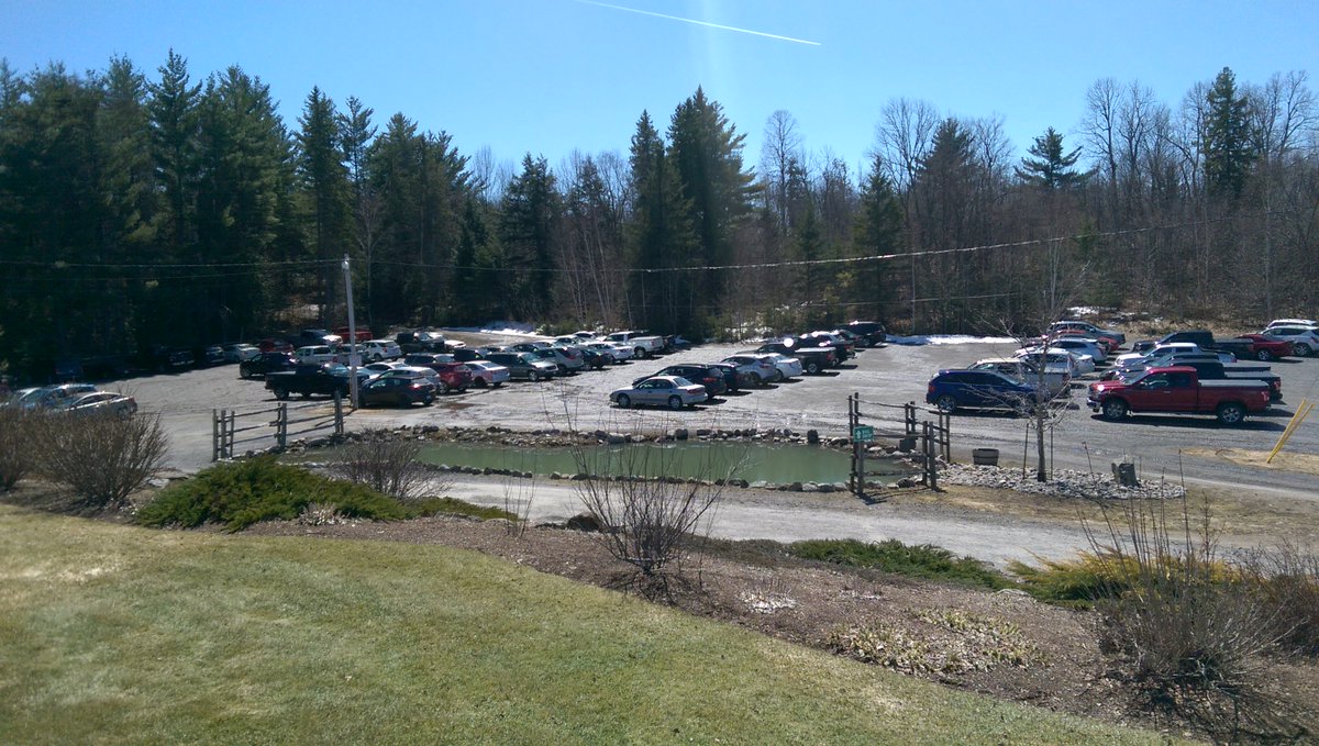 dragonflygolf's tweet photo. Opening day at Dragonfly - nothing but Sunshine and Smiling faces! For tee times call 6134323838  #springswings #golf #dragonfly #finally # https://t.co/EvaKQyC2hQ
