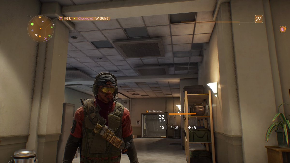 Tom_Ex_Soldier's tweet photo. @Ackerman__M The scarf looks like Mika's, thats why i'm wearing it. #PS4share https://t.co/EZpFlhnyS6