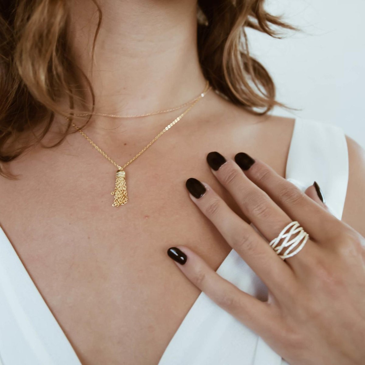 Love_Fredericks's tweet photo. Elevate your look with our jewelry collection #hollywoodbombshell https://t.co/FmU2QFYBKq https://t.co/B0NWeIp5Md