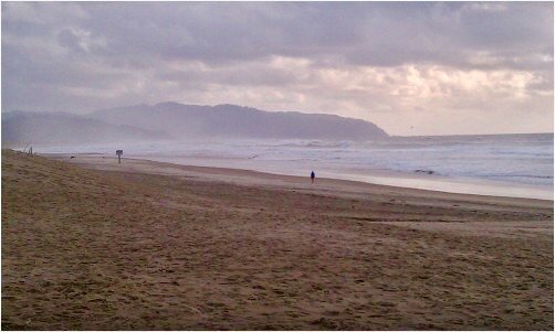 OregonPhotos's tweet photo. Partly cloudy afternoon on the beach at Cape #Kiwanda, #Oregon. https://t.co/96BbtmHRXS