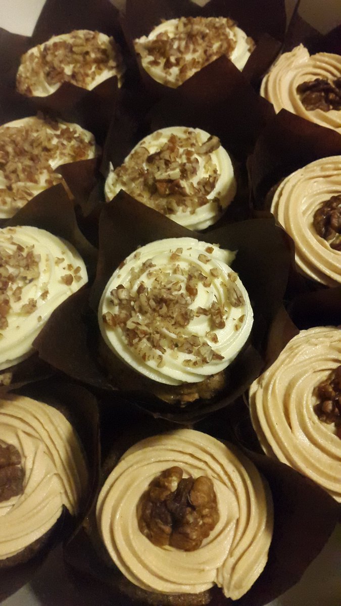 korufreefrom's tweet photo. Busy baking day yesterday! 
Grab a fresh homebaked cake and a cuppa only £3.50 ! #Winchester #cakes #markets #Vegan #glutenfree #familytime https://t.co/FfSObUU0fH