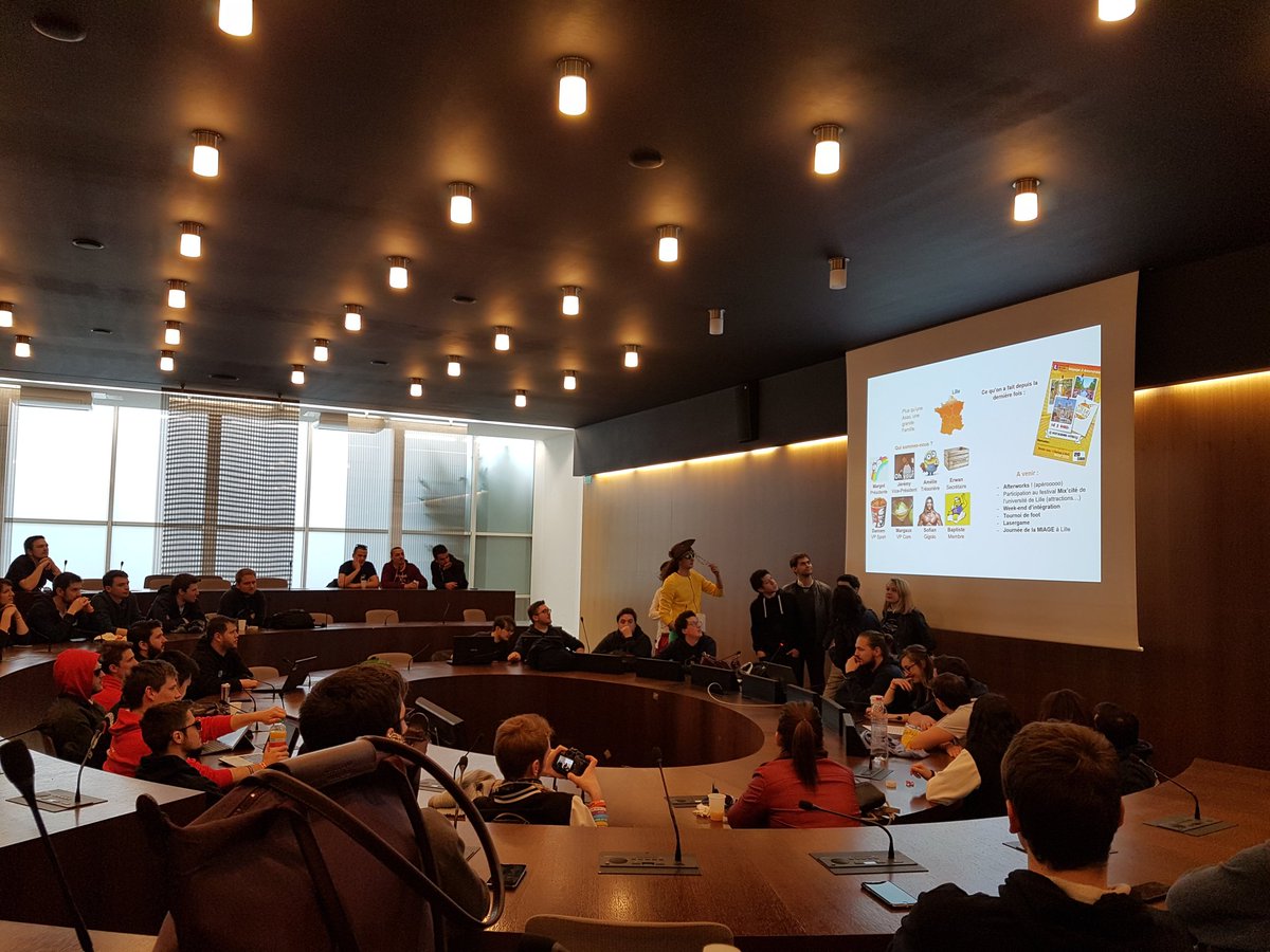 JMCParis's tweet photo. Le #springco de @MIAGEConnection qu'on co-organise avec @EDENMiage à @UParisNanterre débute ! https://t.co/8RYLFEsAfC