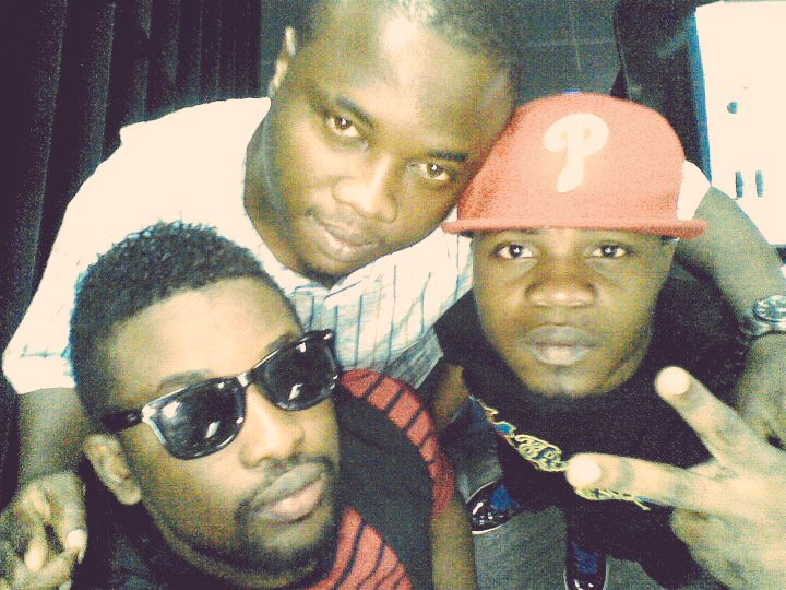 iamDo2dtun's tweet photo. My last pictures with Dagrin... 7years gone now .. RIP https://t.co/hMdCPFFgNT