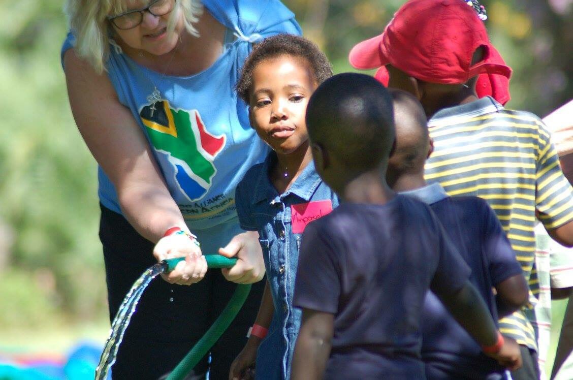 FacFasa's tweet photo. Kid's Camp in the history books!  God has done great things!  Click the link to read the latest blog entry.
https://t.co/Tmy4mv13vc https://t.co/dw2PDMhNxb