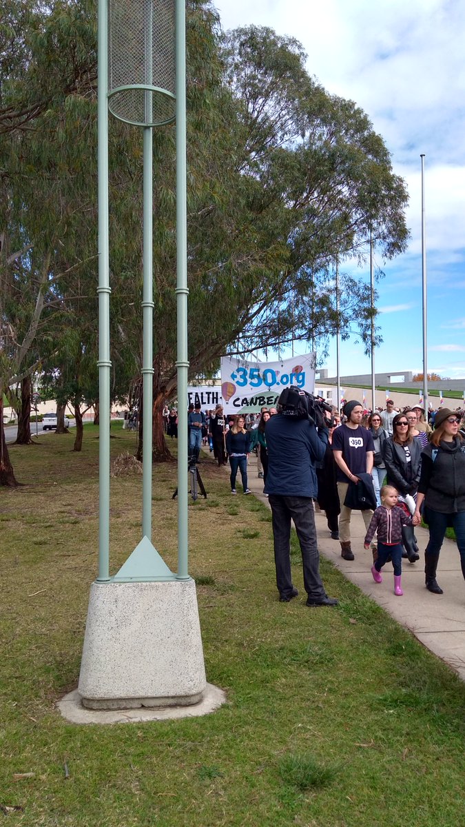 350Canberra's tweet photo. 350 Canberra at the #marchforsciencecbr #marchforscience #marchforscienceau https://t.co/85dhoPmLmd