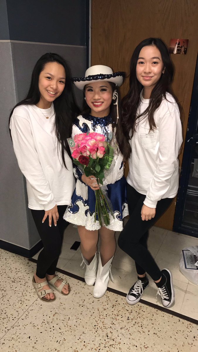 amberlinhtran's tweet photo. spring show night one 💙✨ https://t.co/gLDLrOsANl
