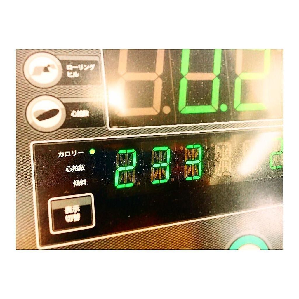 nacky_k829's tweet image. さらばカロリー👋🍟🏃‍♀️
#walking #walkingmachine 
#インスタダイエット
#食べるの大好き 
#悪あがき 😂
#40minutes ×2
#継続は力なり 
#diet #instadaily #tag… ift.tt/2p1nYx9