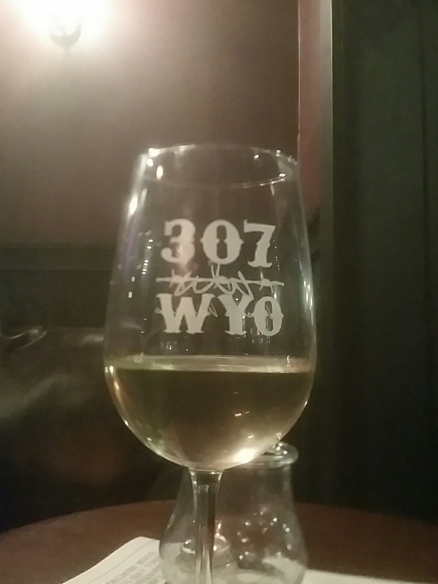 PhelpsDDP's tweet photo. Let's just say........ I love wine! https://t.co/C86OnGYjxB