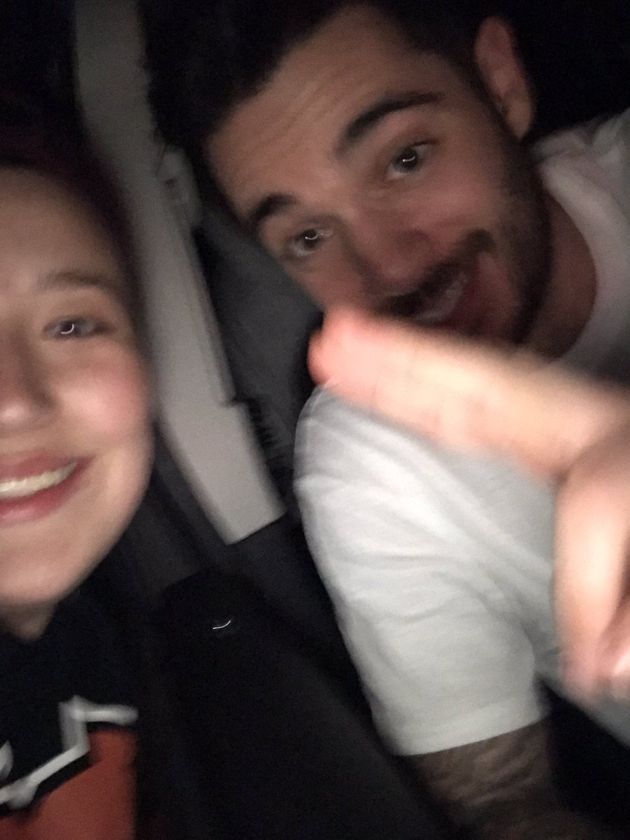 2FIGHTERJETS's tweet image. I MET JON