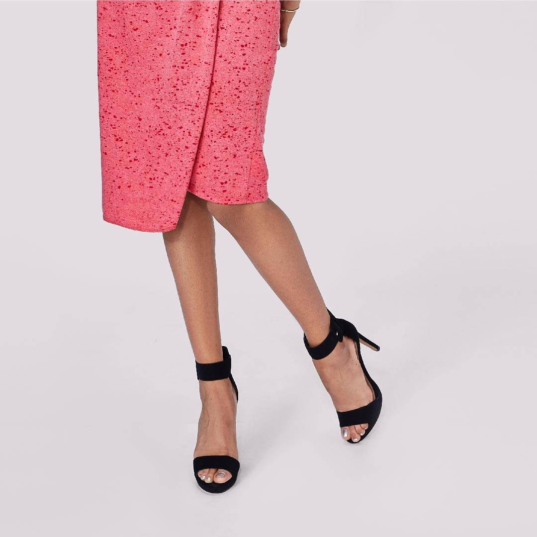 AmazonFashionIn's tweet photo. Pink is having a moment this season.So should you!! Here's some weekend inspiration!#AmazonLoves #AmazonFashionFiles https://t.co/fWOdEBosjq https://t.co/YiGwlmY926