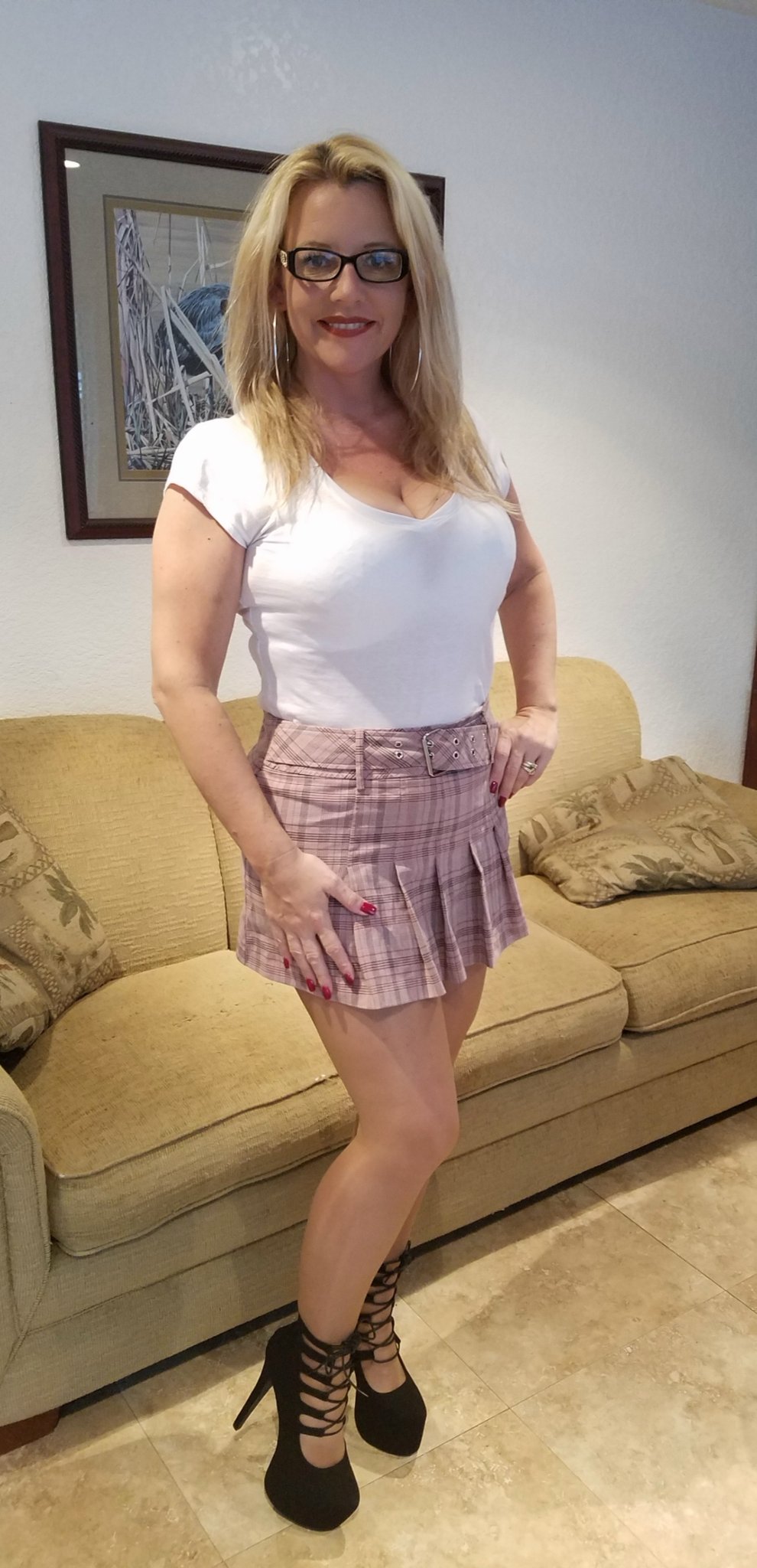 ??Naughty Alaya on Twitter "The whole naughty outfit for my update ... wife hq picture ??Naughty Alaya on Twitter "The whole naughty outfit for my update ... picture