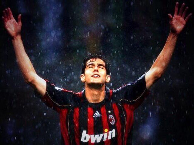 Happy birthday  idolo . .sempre nei nostri cuori rossoneri   ci manchi 