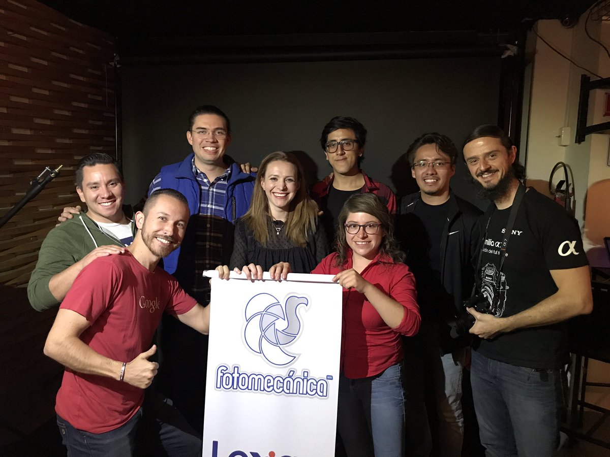XulDiaz's tweet photo. Así concluye el evento de #LuzNocturna! quiero agradecer al #CFM por hacer posible una vez más este increíble evento! #CIE1 https://t.co/pruTP72haI