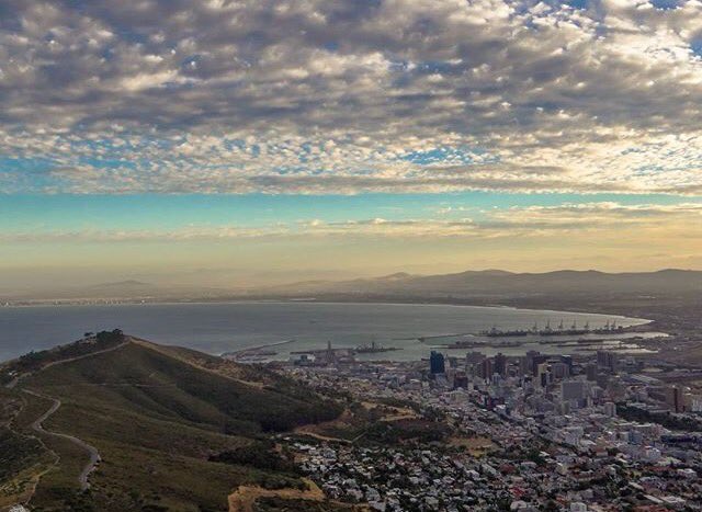 It's the weekend! A warm day in store for Cape Town today, with a high of 28 degrees expected. 📷 Adrian Wyngaard.