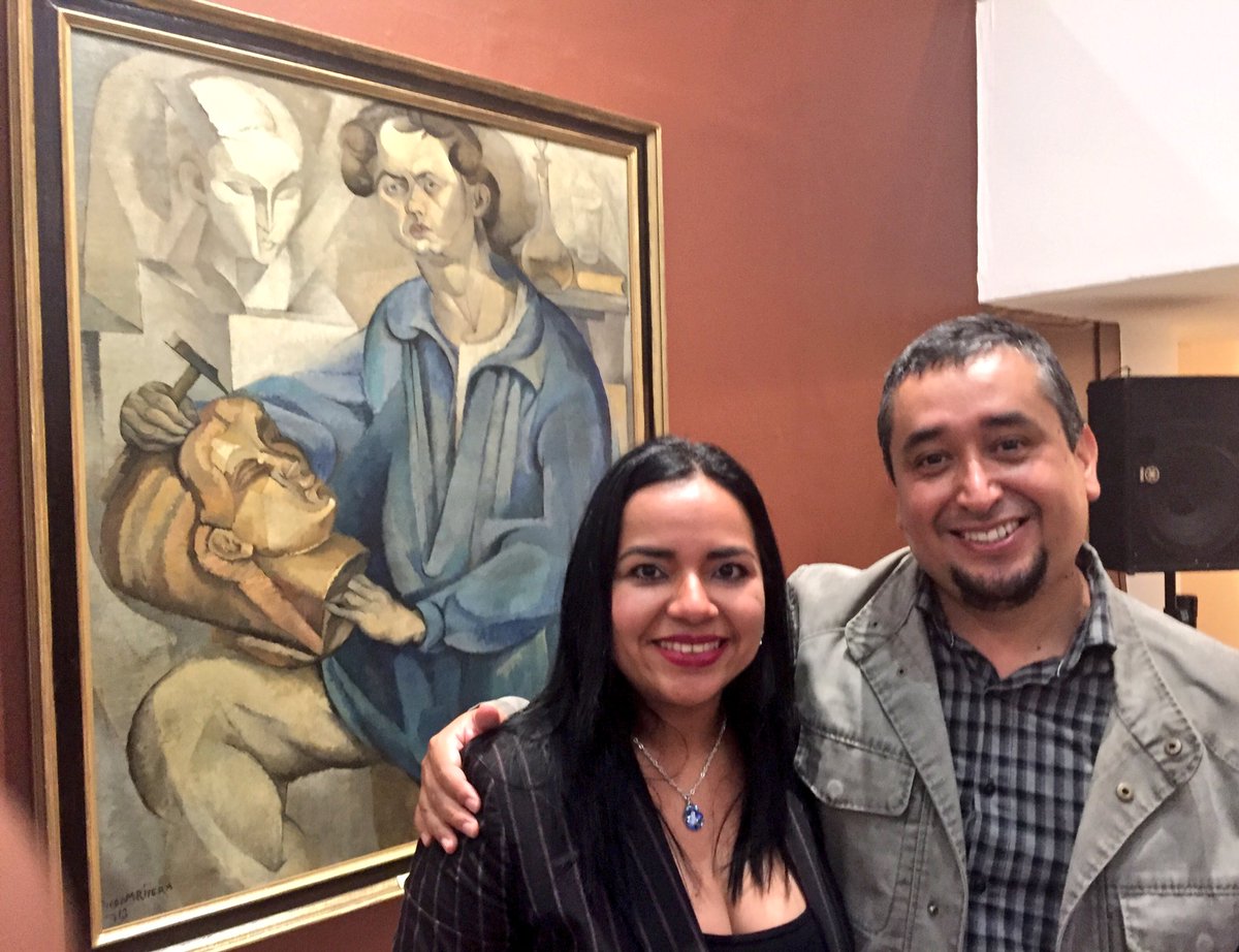 aleydagatell's tweet photo. Siempre una maravillosa experiencia charlar con el gran Israel Barrón, director de la @GACXalapa y #multipremiado ilustrador de libros. 👉📚✍🏼 https://t.co/hDJM1qp7kR