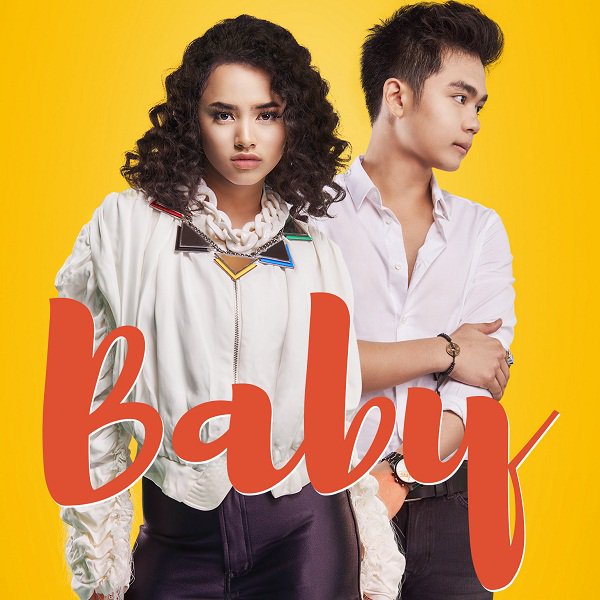 sky893fm's tweet photo. #NewEntry @mahesautara & @yacko ft @Iwa_Kusuma & @WizzyOfficial_ - Jomblo โฌ Wizzy ft Izza - Baby #JOMBLOSANSBRO #WIZZYIZZABABY @FalconMusic https://t.co/Q1SJK5F4wp