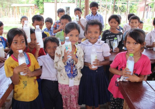 startup_italia's tweet photo. #iSchool - Uno studente ricicla le saponette d’albergo per salvare migliaia di cambogiani dalle malattie https://t.co/7WlJyq8l5a https://t.co/ydAlCLprhO