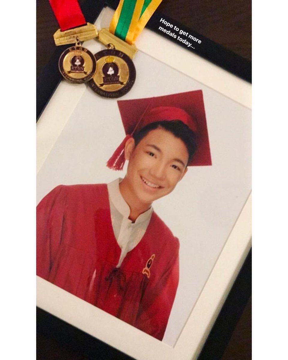 JustLoveDARREN's tweet photo. Congratulations DARREN! We are so proud of you 💚! https://t.co/DmCq42lkkv