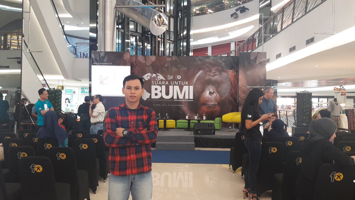 purwanto98's tweet photo. @fxsudirman @bosfoundation  @bornean_OU  #SuaraUntukBumi #selamatkanorgangutan #saveorangutan #saveindo #suarauntukbumi #OrangutanFreedom https://t.co/JyuQw1Sqhi