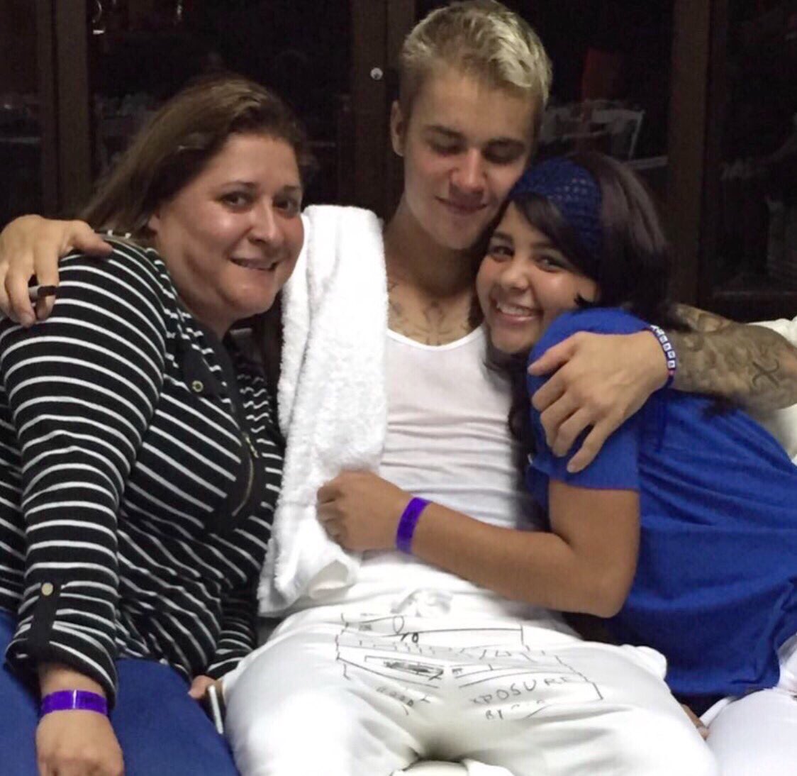 biebereligions's tweet image. this is all I ask for