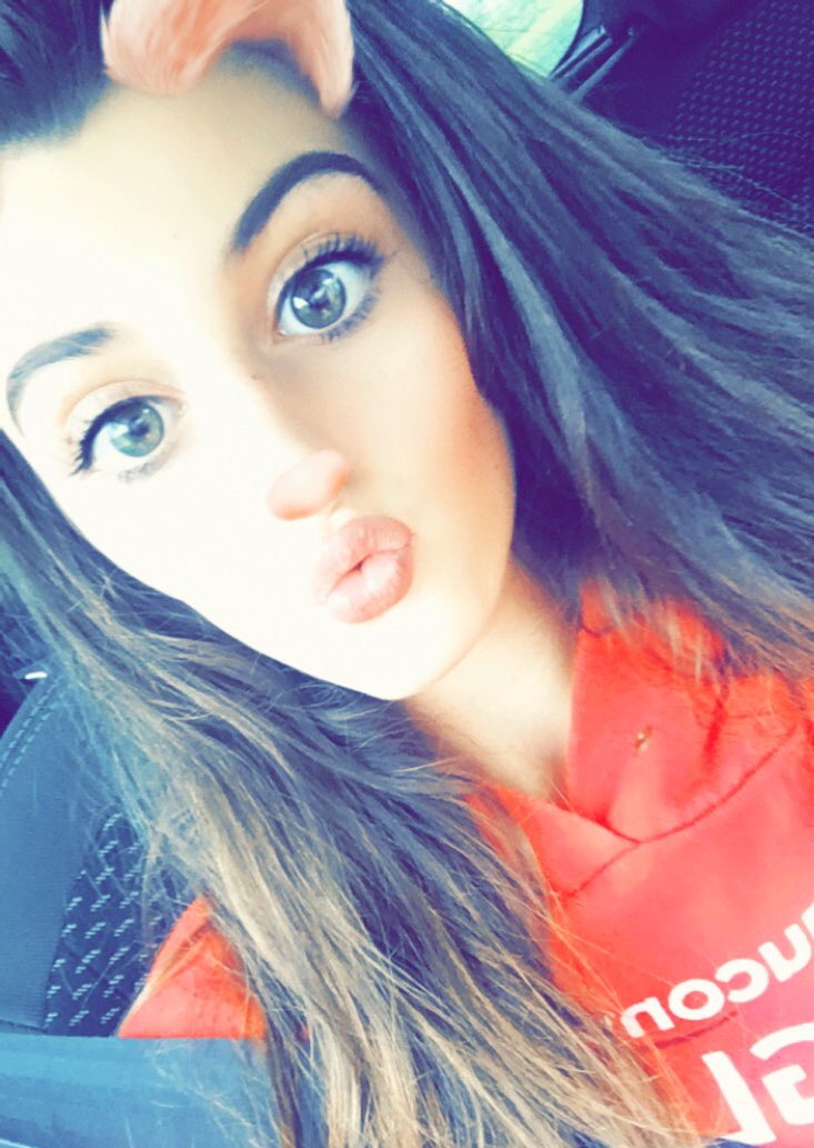 _VJ77's tweet photo. Mum's 🚖 all over Country with my Lil Lady this Wkd!
Youth Dev. League 2day -
UK Sportshall Finals 2morrrow 🏃🏻♀️
#GoNevieNoo #FilterAddict https://t.co/Fm8Xym2eNi