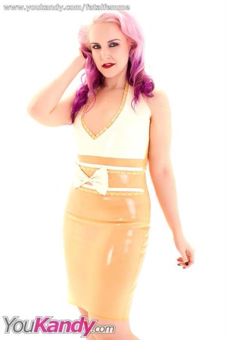 I've just uploaded a new gallery "Freebies Of Me" to https://t.co/19SkJ3QPnh https://t.co/L067cX7WBs<a href="/tag/selfie"class="tags"><span>#selfie</span></a><a href="/tag/vegan"class="tags"><span>#vegan</span></a><a href="/tag/suicidegirls"class="tags"><span>#suicidegirls</span></a><a href="/tag/allglamournoguts"class="tags"><span>#allglamournoguts</span></a>