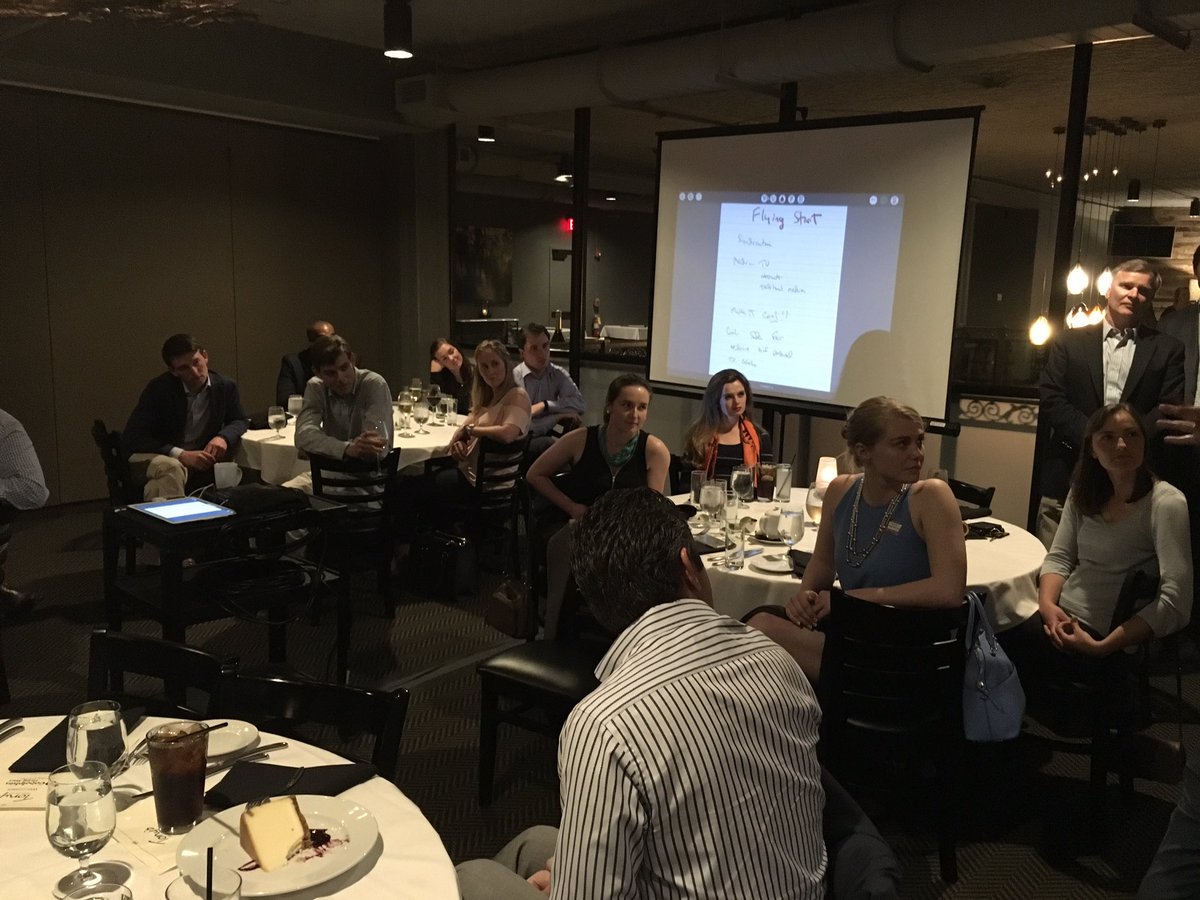 barryweisbord's tweet photo. My 14th @FlyingStartNews Dinner in LEX, great lively conversation &amp; celebrity guests thx Chad, Sol, @flothejock @gatewoodbell @BradWeisbord https://t.co/hQHWQCavxk