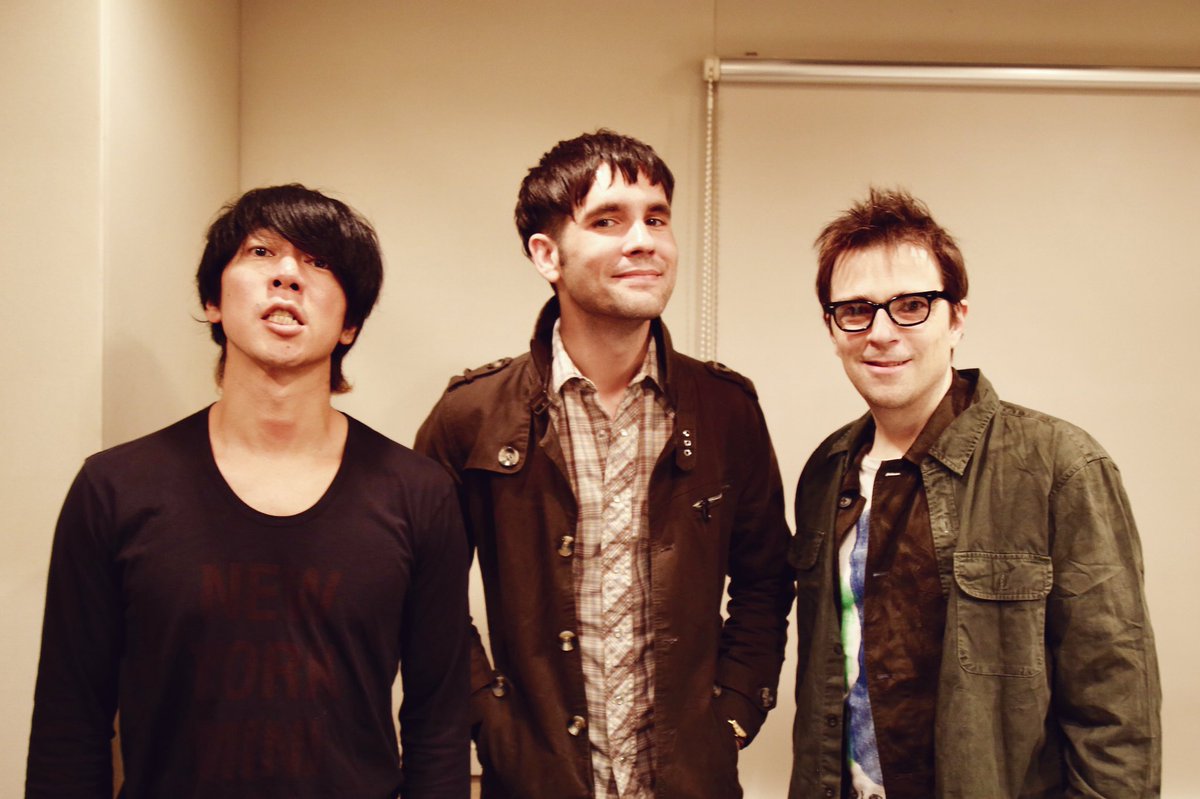 細美武士さん Amp Amp スコット Amp Amp リバース 来週4 木 0 30 Oa Bayfm Hedgehog Diaries にて スコリバ ゲスト出演させていただきます 親密なリラックス感とお互いへのリスペスト感が合わさった素敵な時間 ソニーミュージック洋楽 Scoopnest